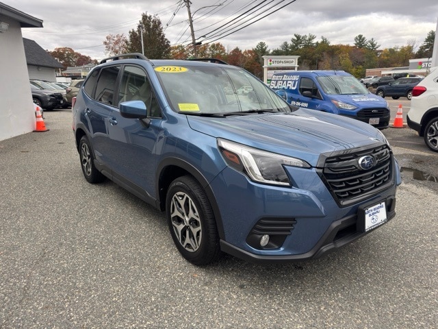 2023 Subaru Forester Premium's photo