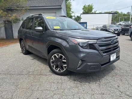 2025 Subaru Forester Premium SUV