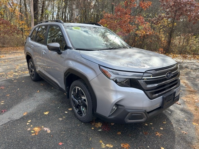 2025 Subaru Forester Limited's photo