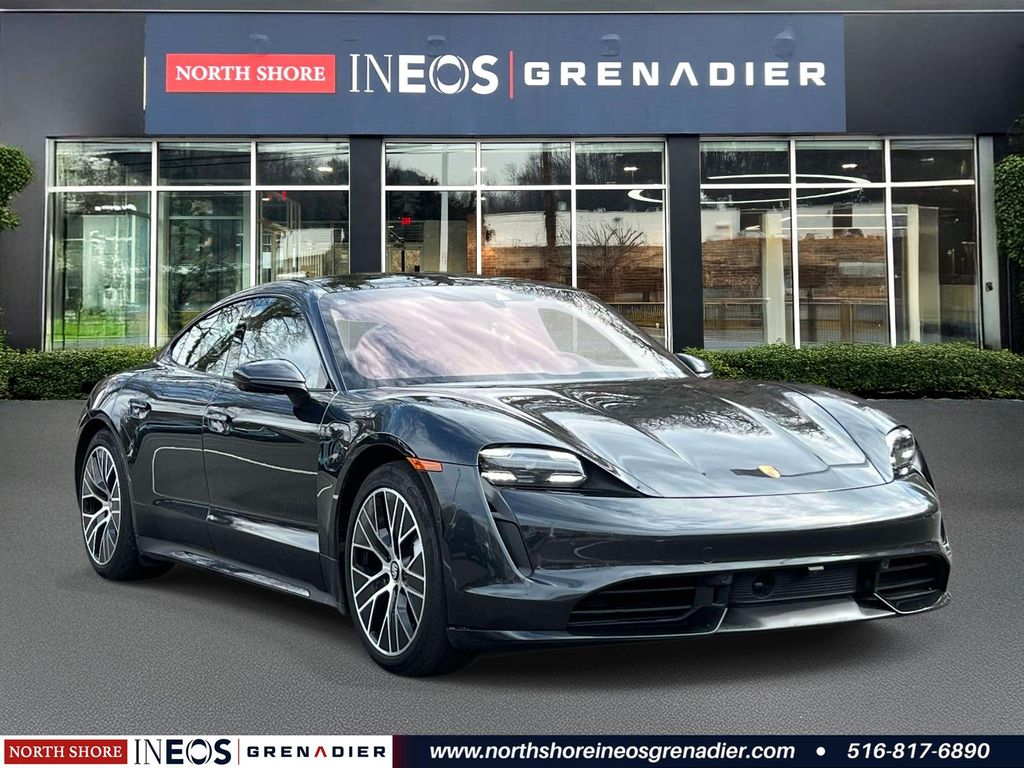 2020 Porsche Taycan Turbo