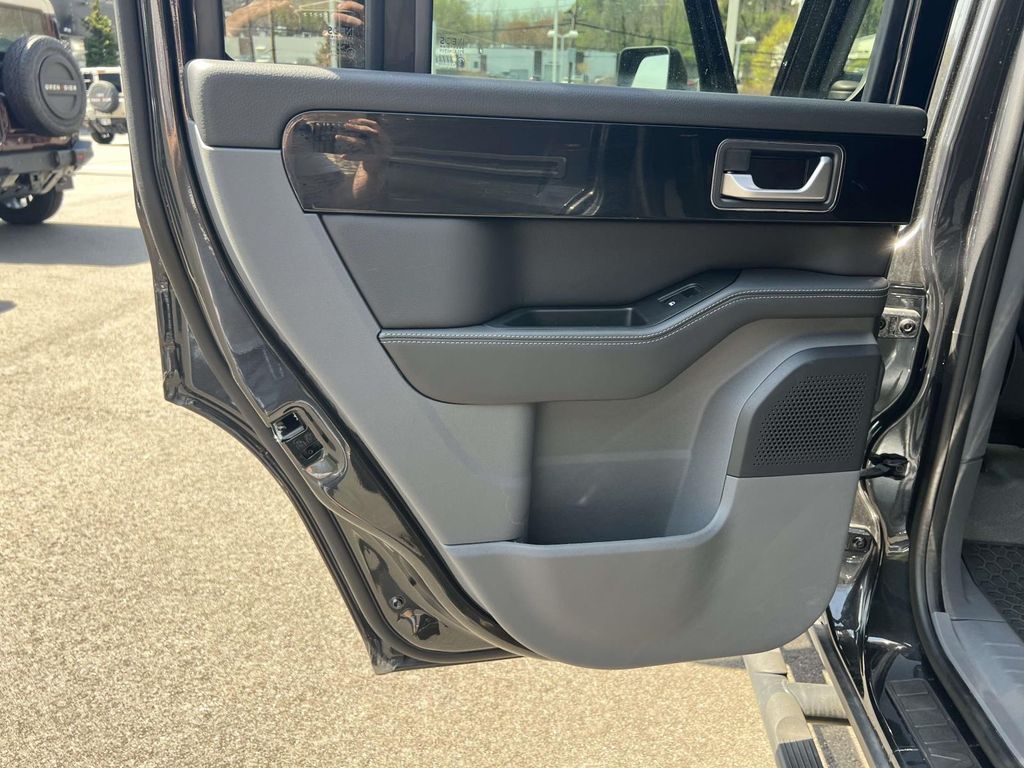 2025 INEOS Grenadier Fieldmaster Edition - Photo 14