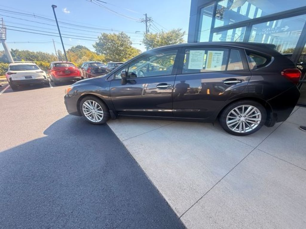 Used 2014 Subaru Impreza 2.0i Limited 5dr Sedan