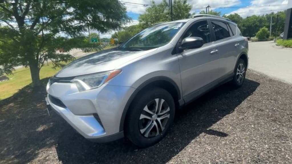 Used 2016 Toyota RAV4 LE SUV