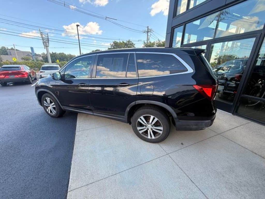 Used 2016 Honda Pilot EX-L AWD SUV