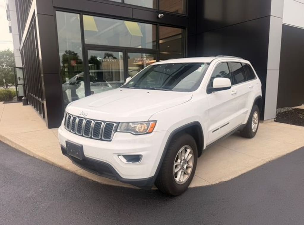 Used 2018 Jeep Grand Cherokee Laredo 4x4 SUV