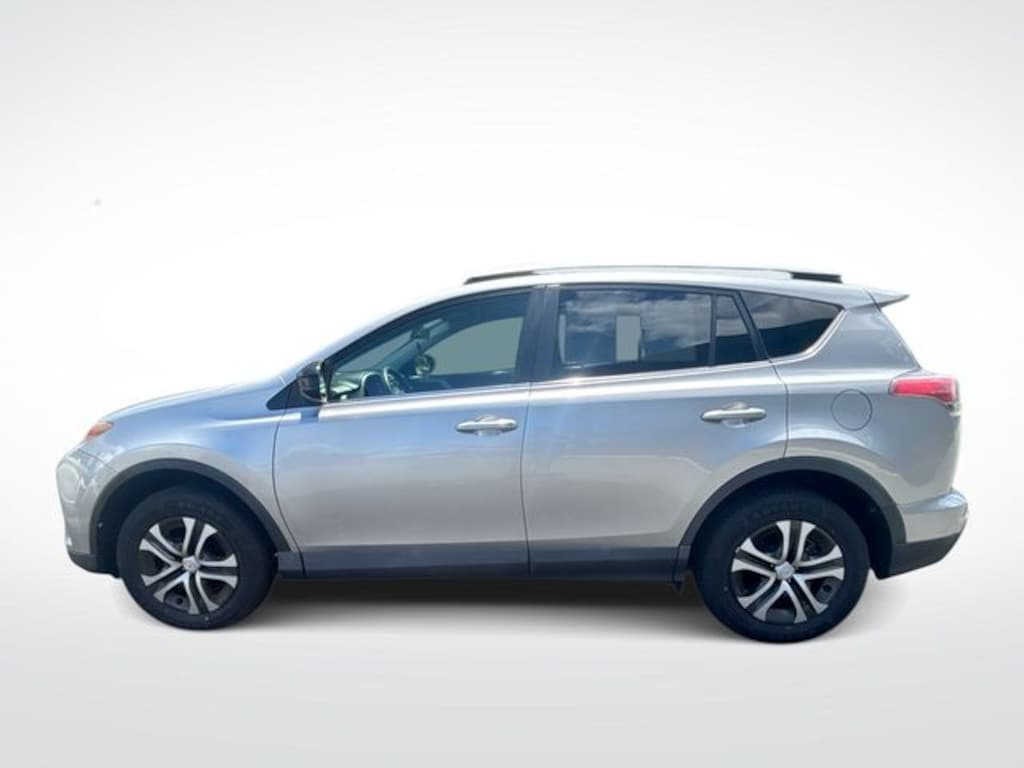 Used 2016 Toyota RAV4 LE SUV