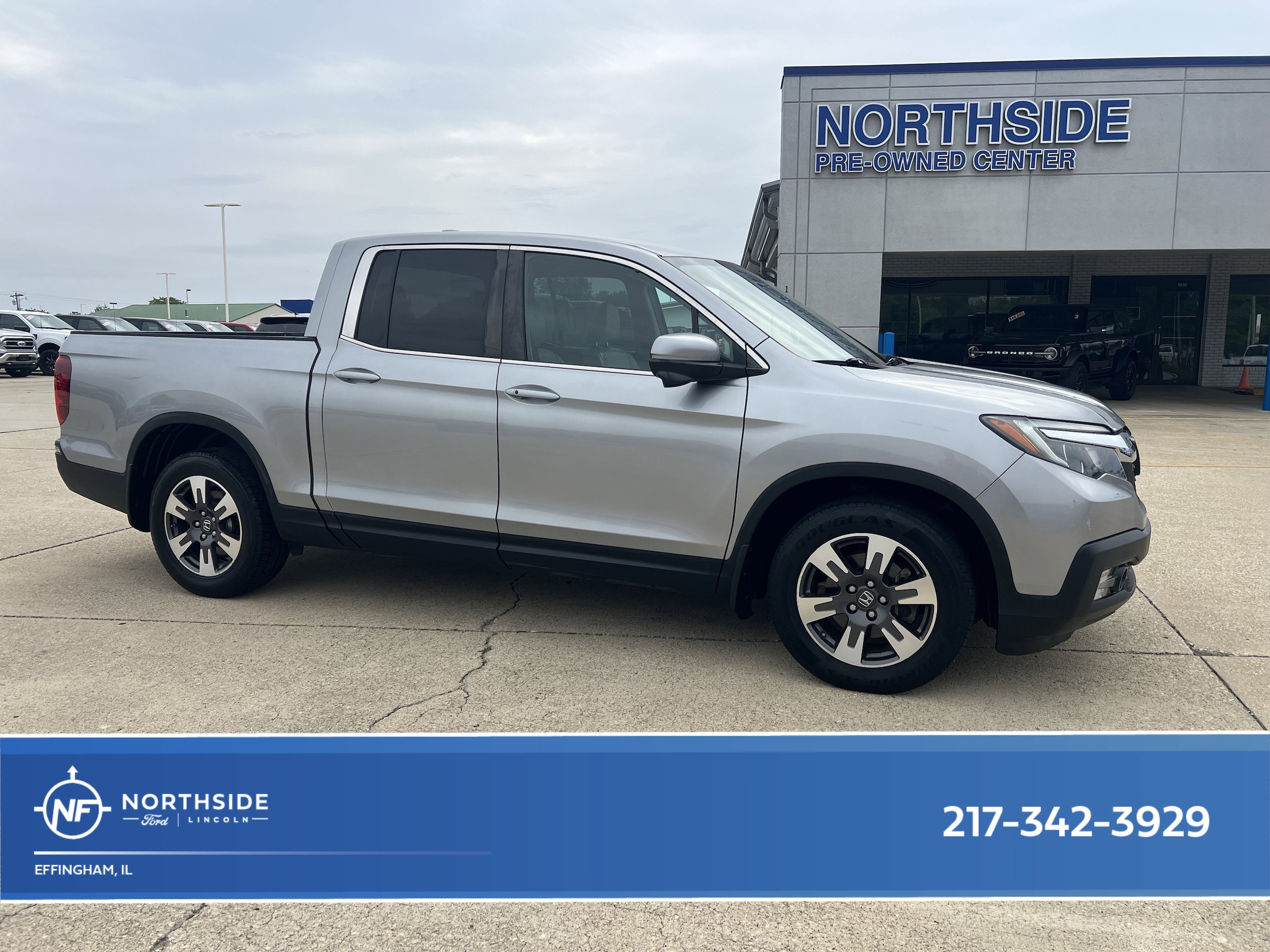 2017 Honda Ridgeline RTL-T's photo