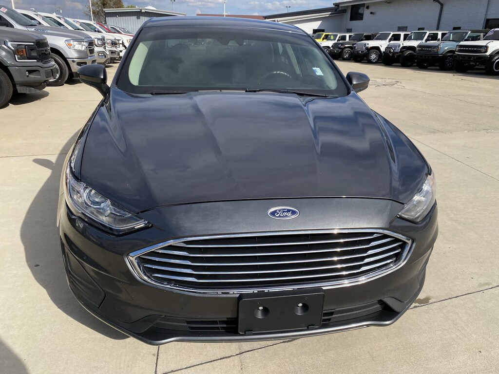 Used 2020 Ford Fusion SE Sedan