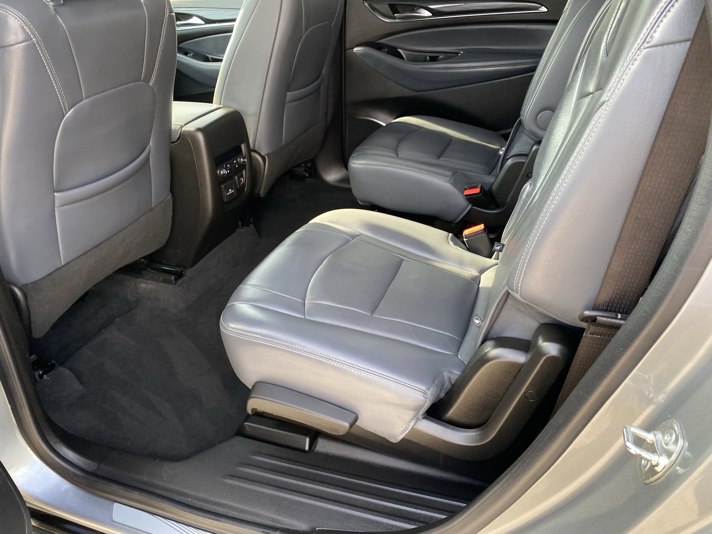 2024 Buick Enclave Premium - Photo 8