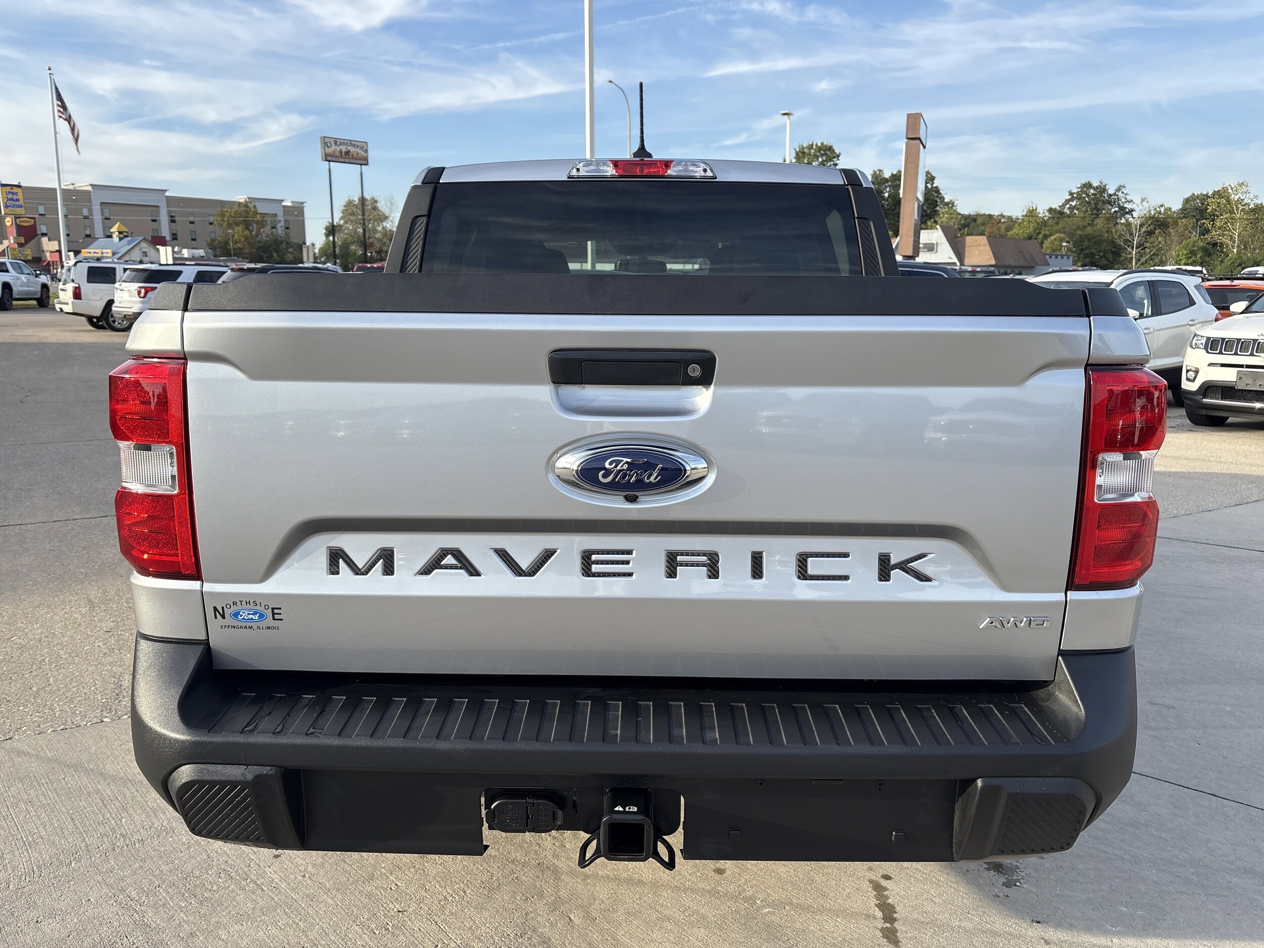 2023 Ford Maverick XLT photo 3
