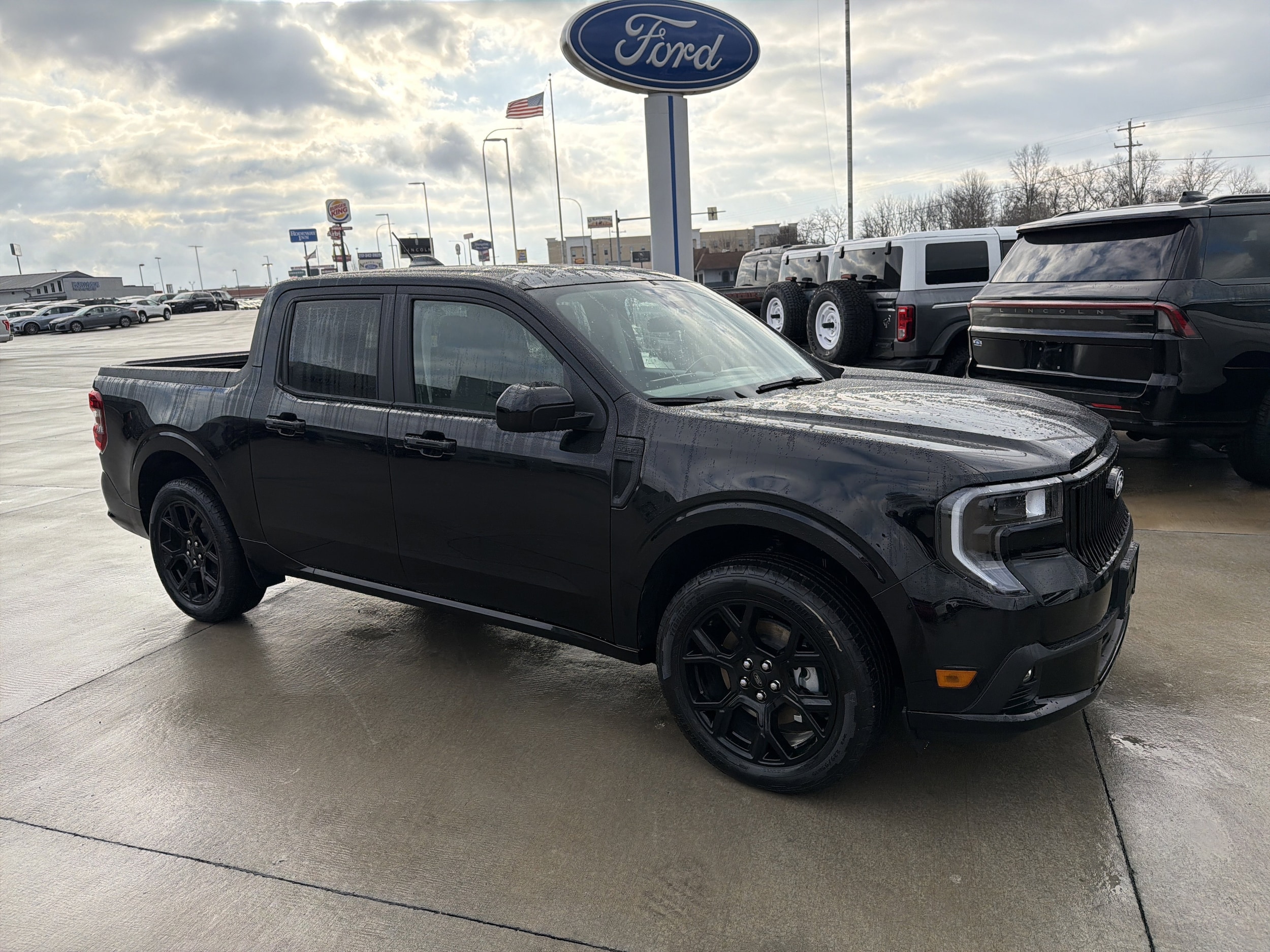 2026 Ford Maverick Lobo Standard's photo