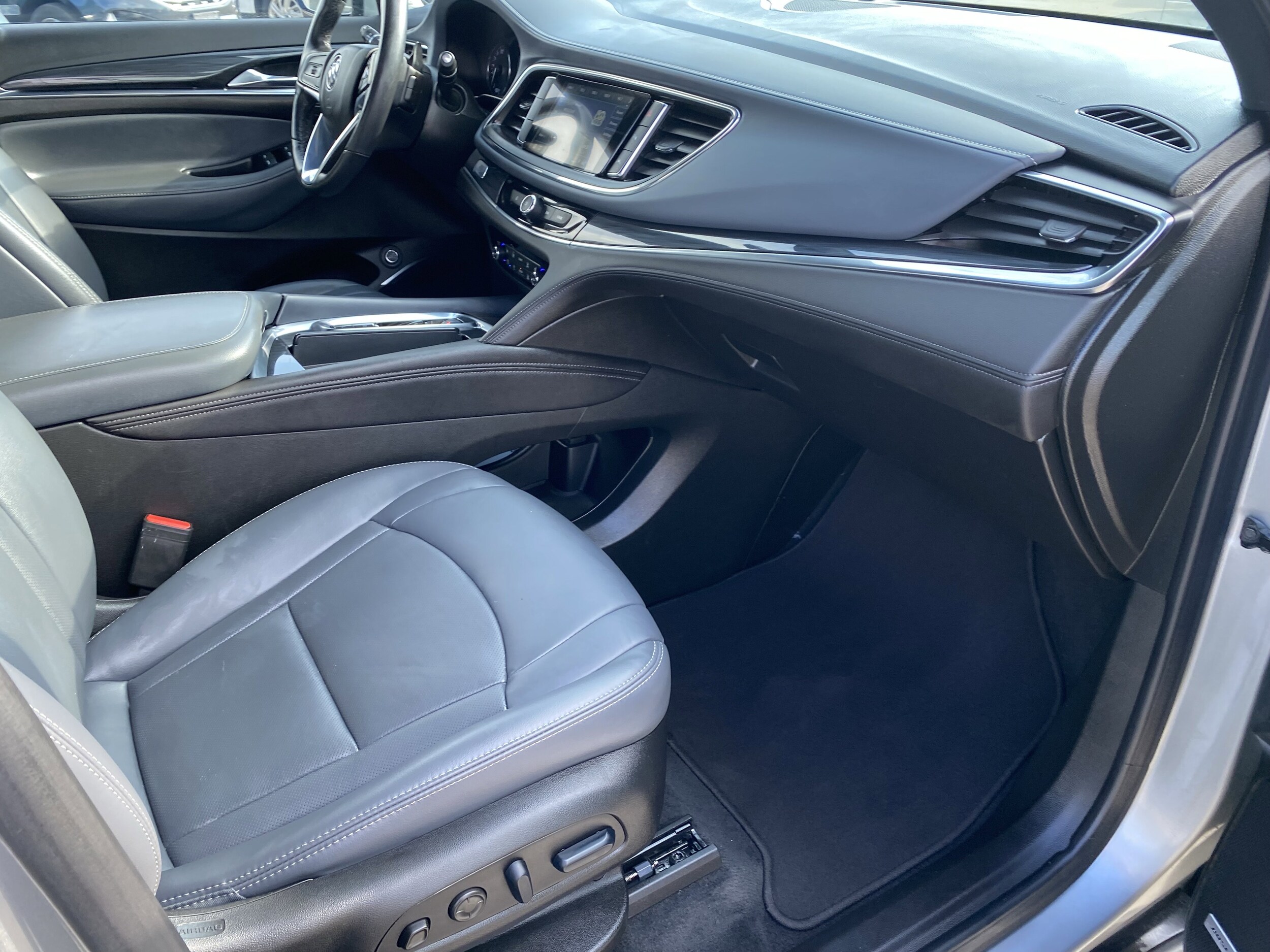 2024 Buick Enclave Premium - Photo 14