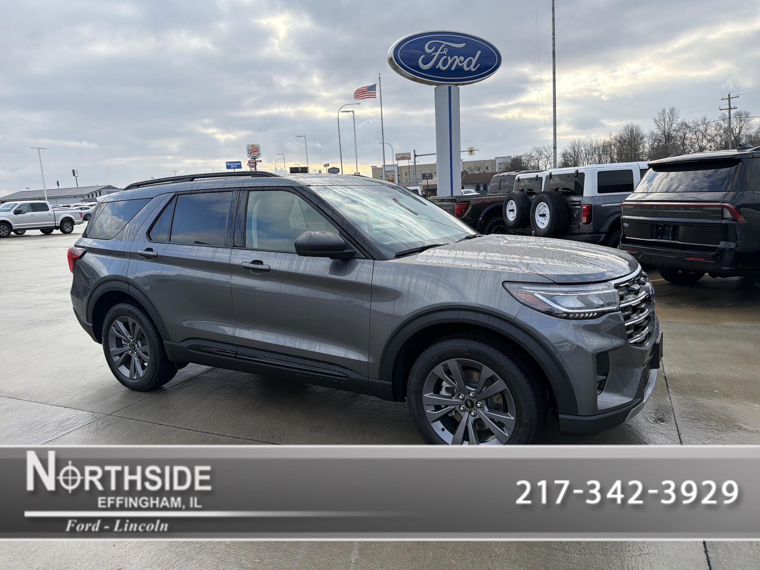 2026 Ford Explorer Active's photo
