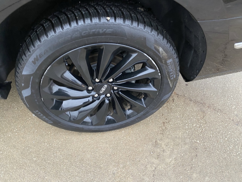 2020 Lincoln Navigator L photo 3