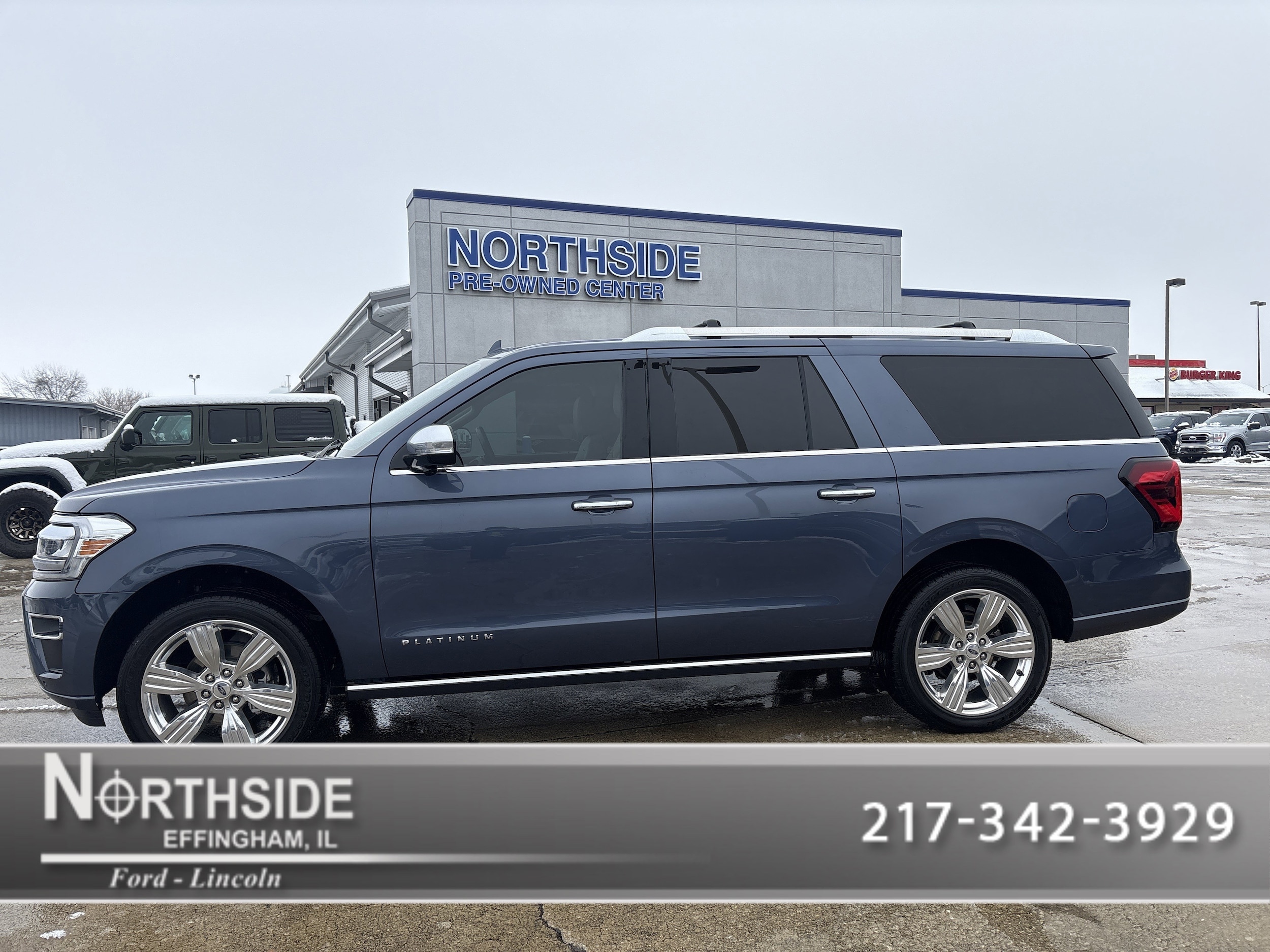 2023 Ford Expedition Platinum's photo