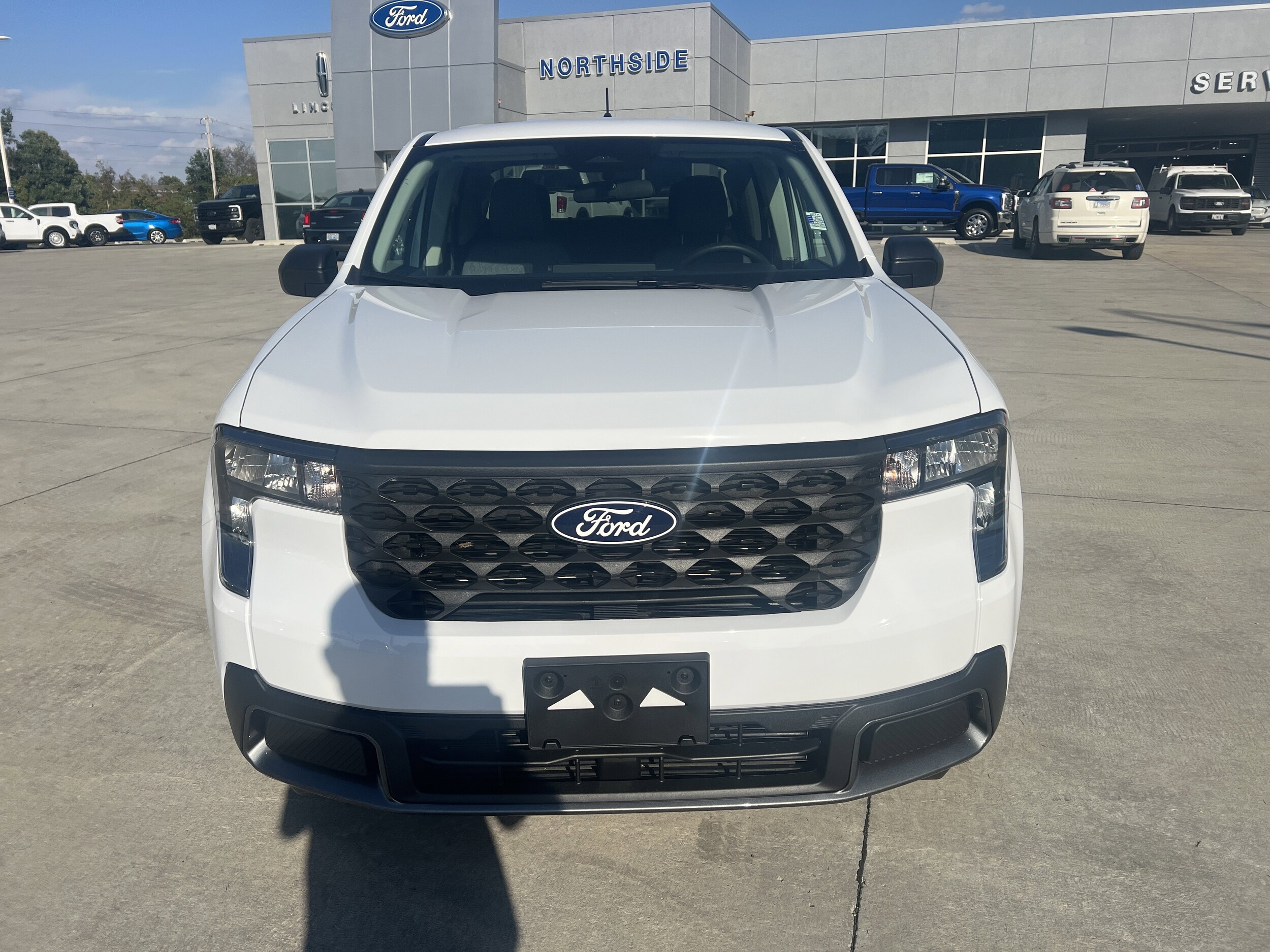 2025 Ford Maverick XLT photo 2