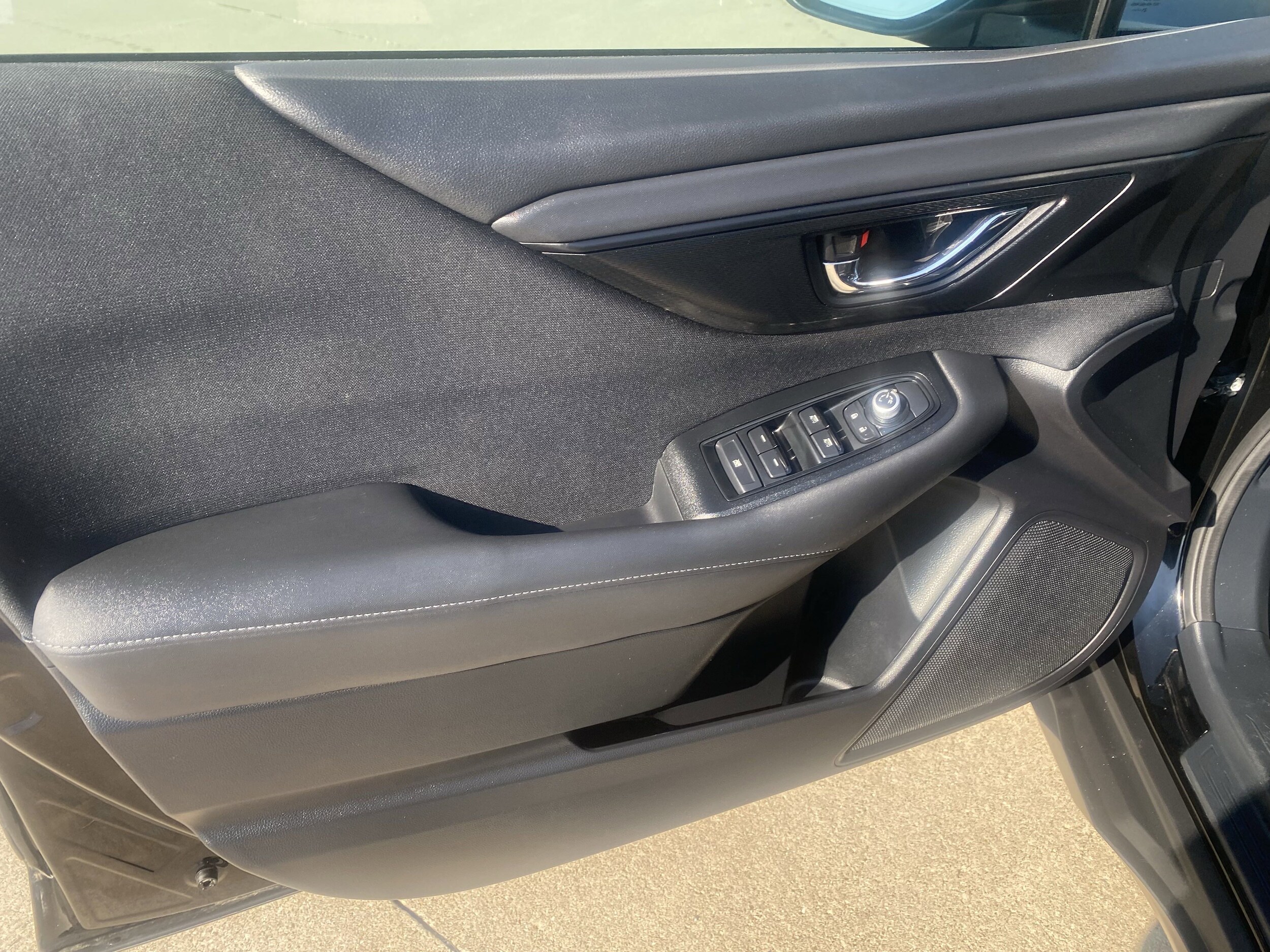 2022 Subaru Outback Premium photo 2