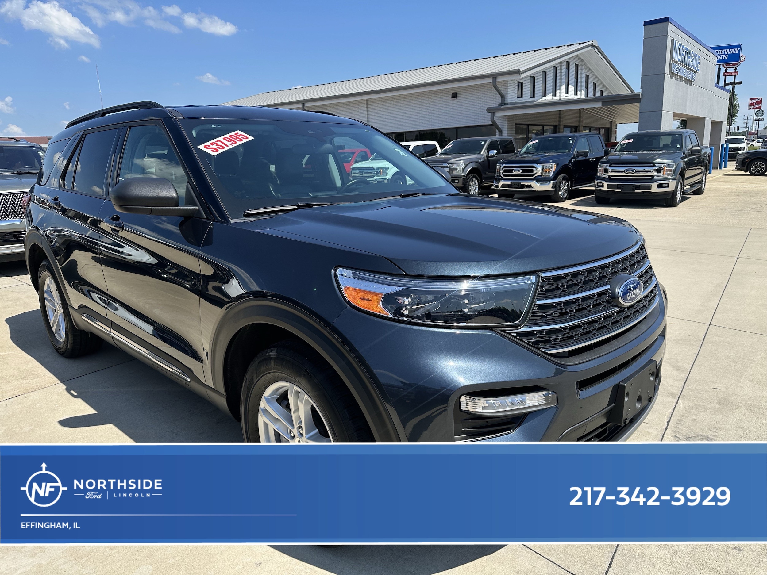 2024 Ford Explorer XLT 4WD's photo