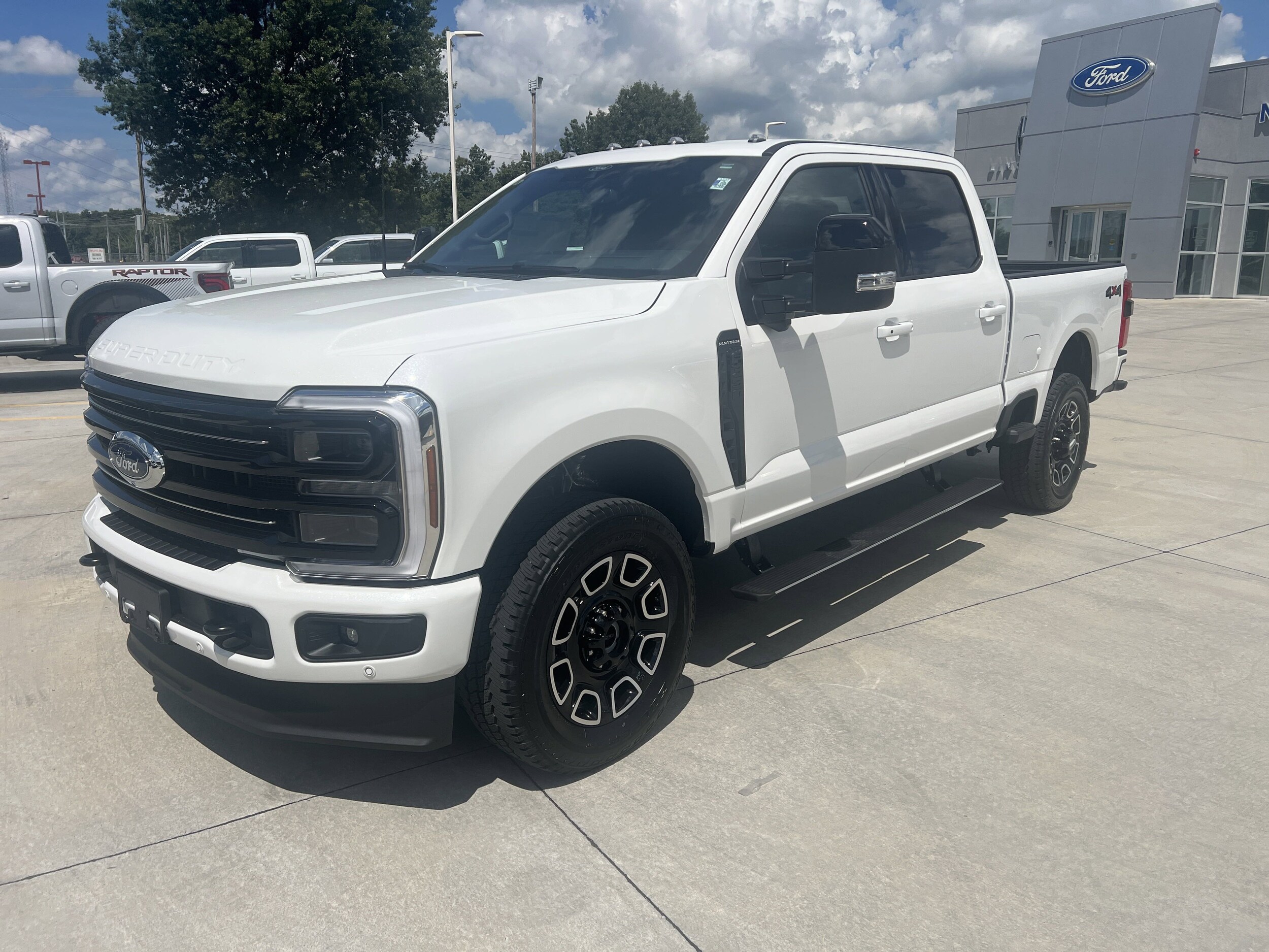 2026 Ford F-350 photo 4