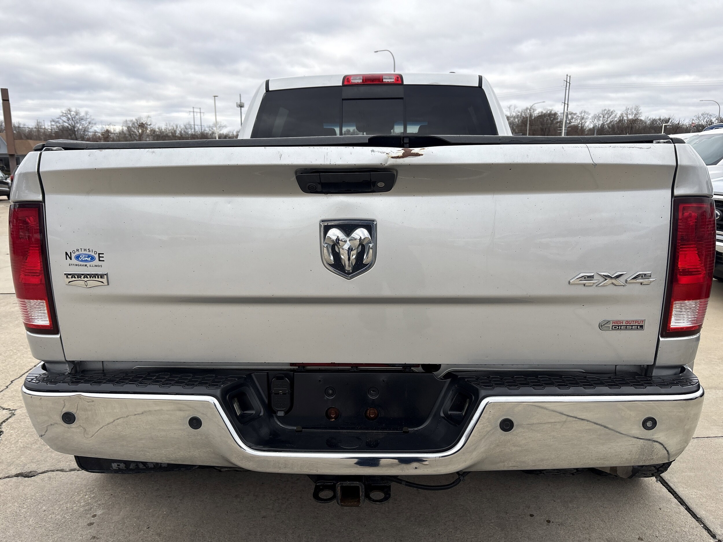 2011 Ram 3500 Laramie photo 4