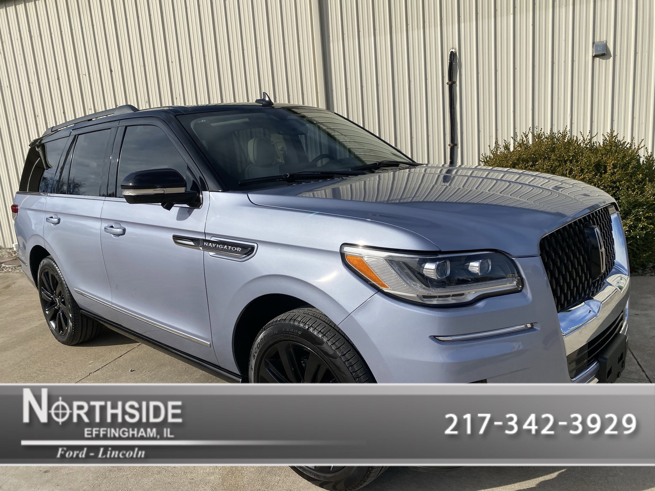 2023 Lincoln Navigator Black Label's photo