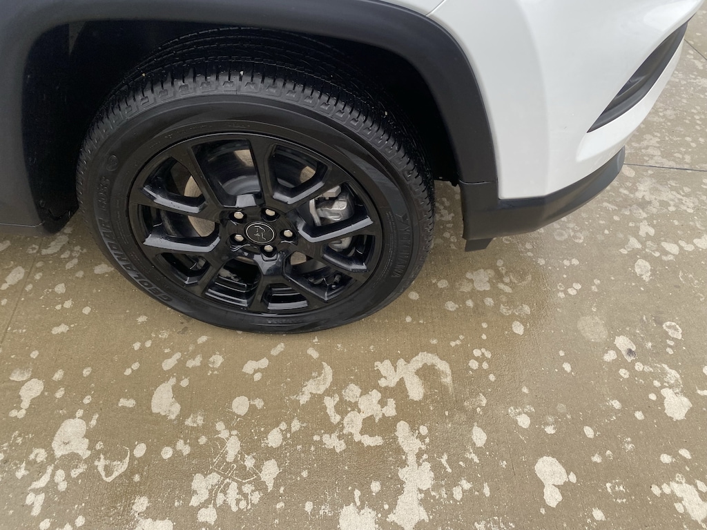 2025 Jeep Compass Latitude photo 4