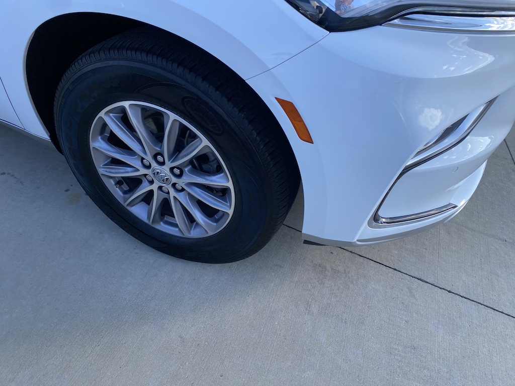 Used 2024 Buick Enclave Premium SUV