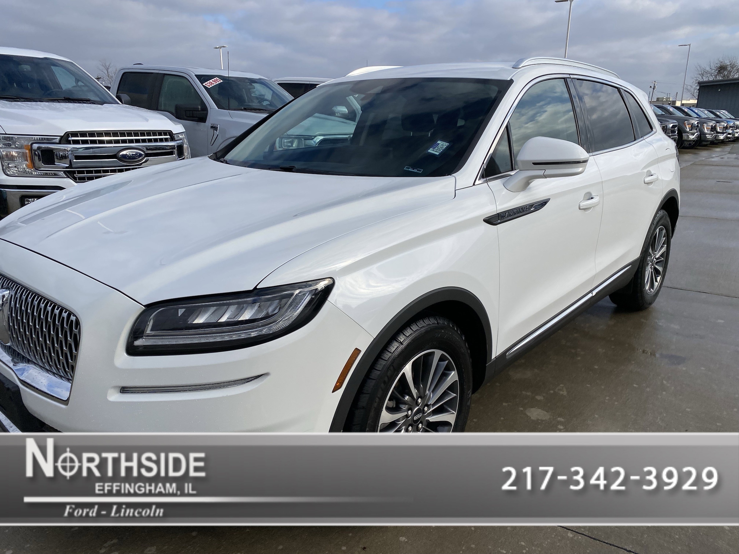 2023 Lincoln Nautilus Base's photo