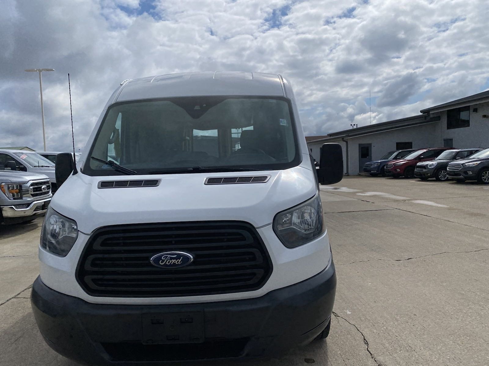 Used 2017 Ford Transit Van Base with VIN 1FTYR2CV0HKA34208 for sale in Effingham, IL