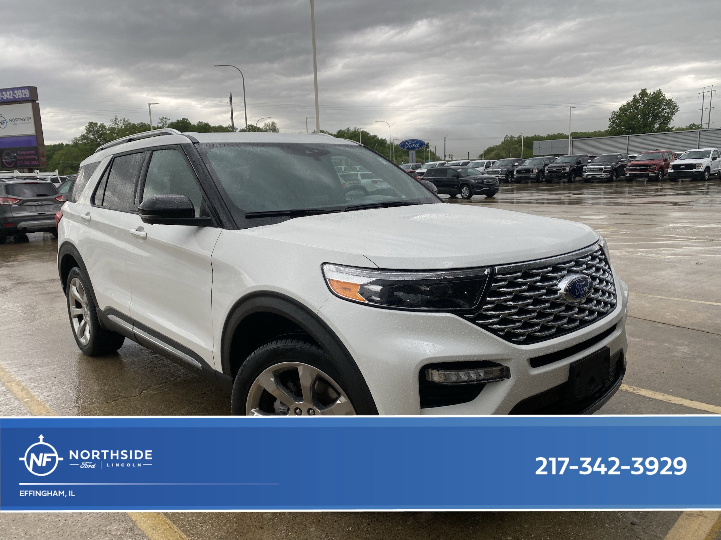 2020 Ford Explorer Platinum 4WD's photo