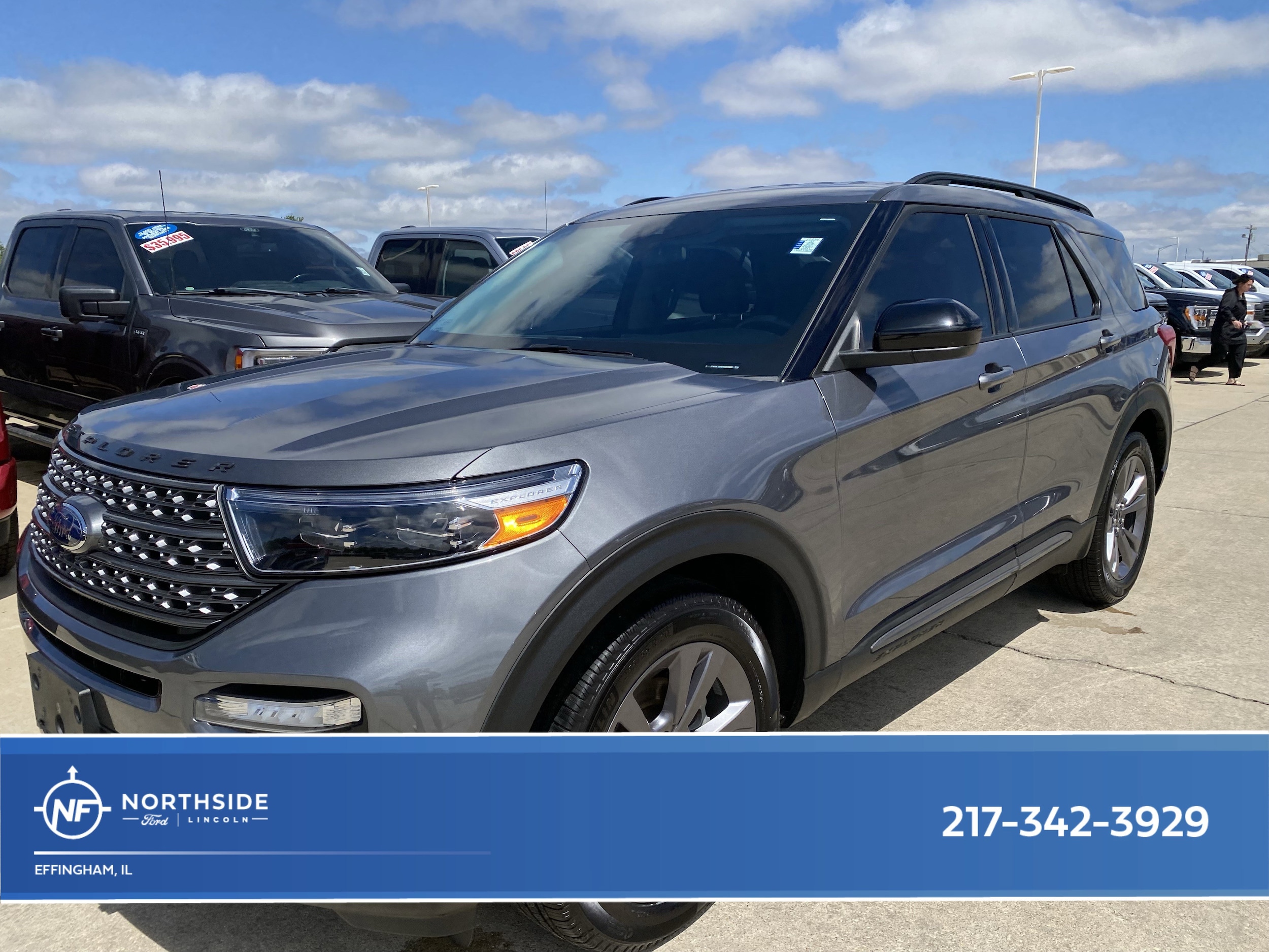 2022 Ford Explorer XLT RWD's photo