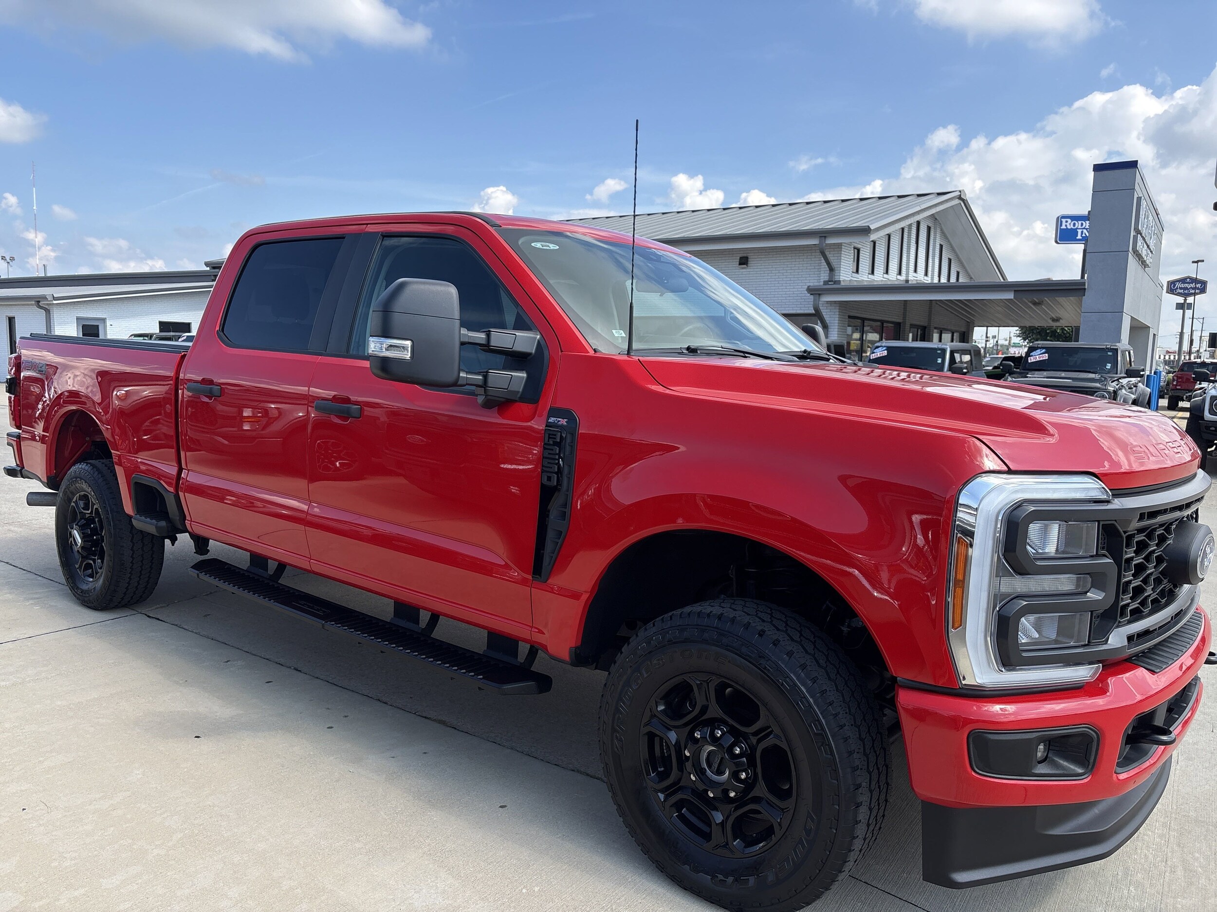2023 Ford F-250 XL photo 3