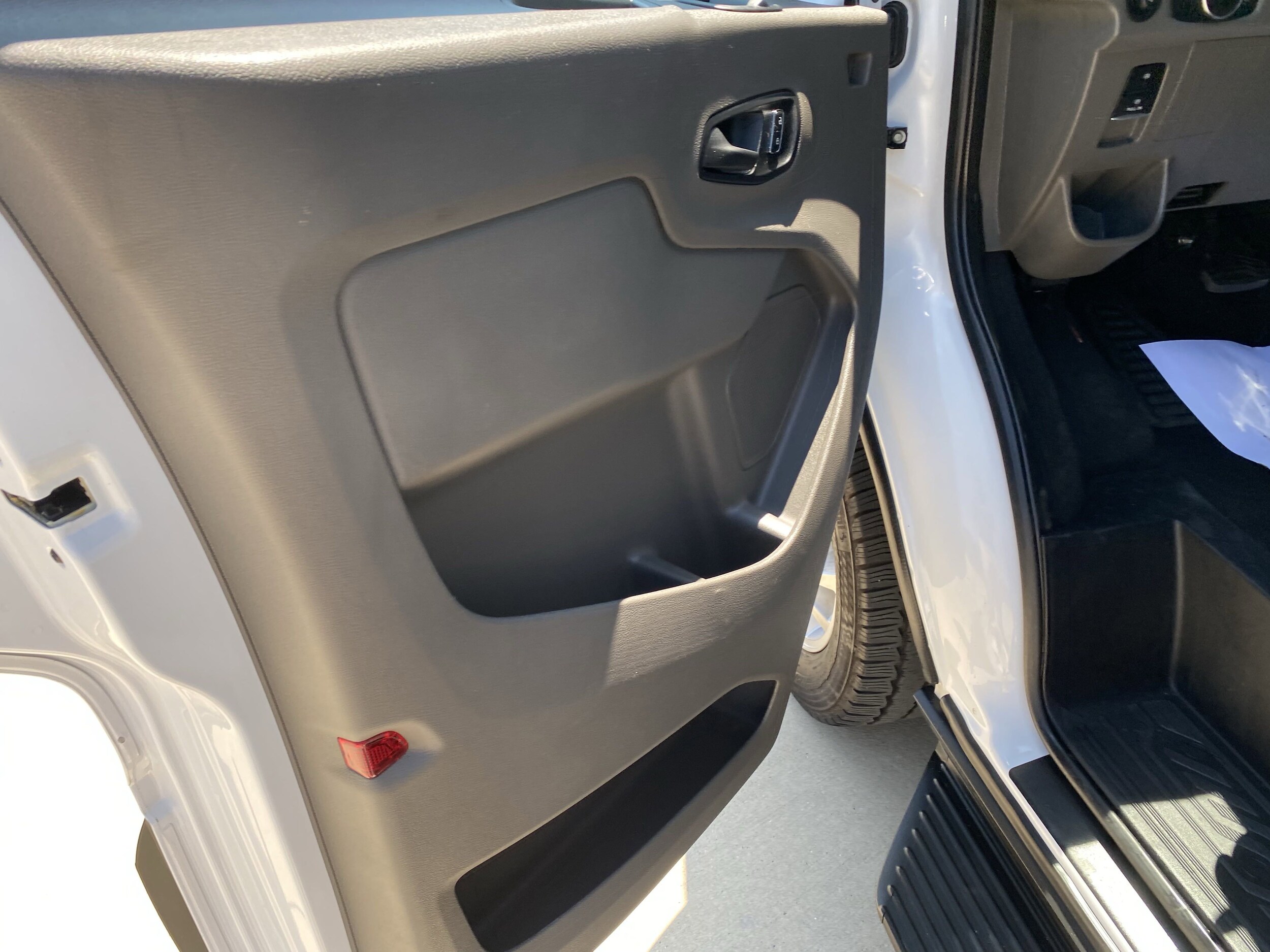 2023 Ford Transit Passenger Van XLT - Photo 18