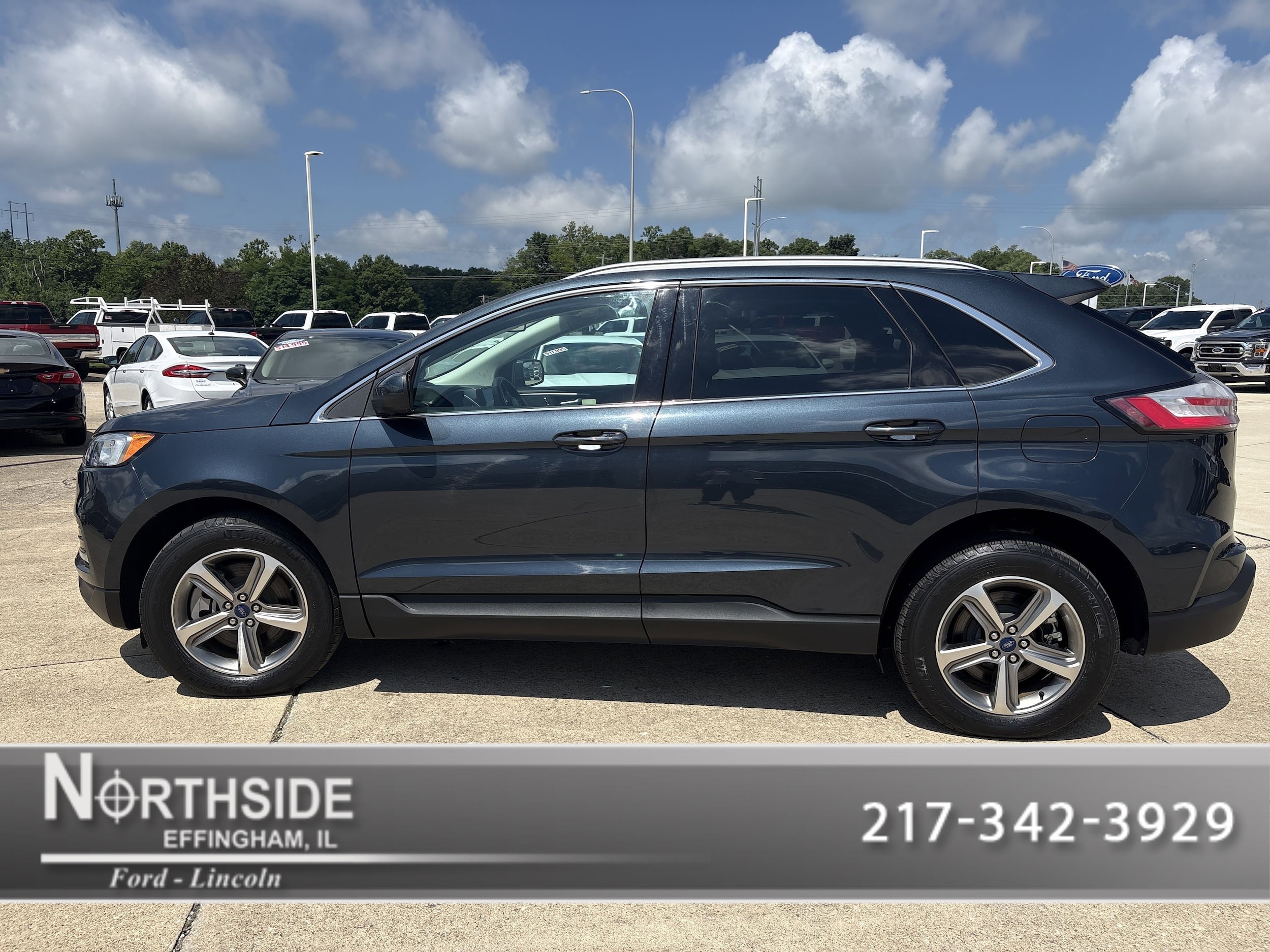 2022 Ford Edge SEL's photo