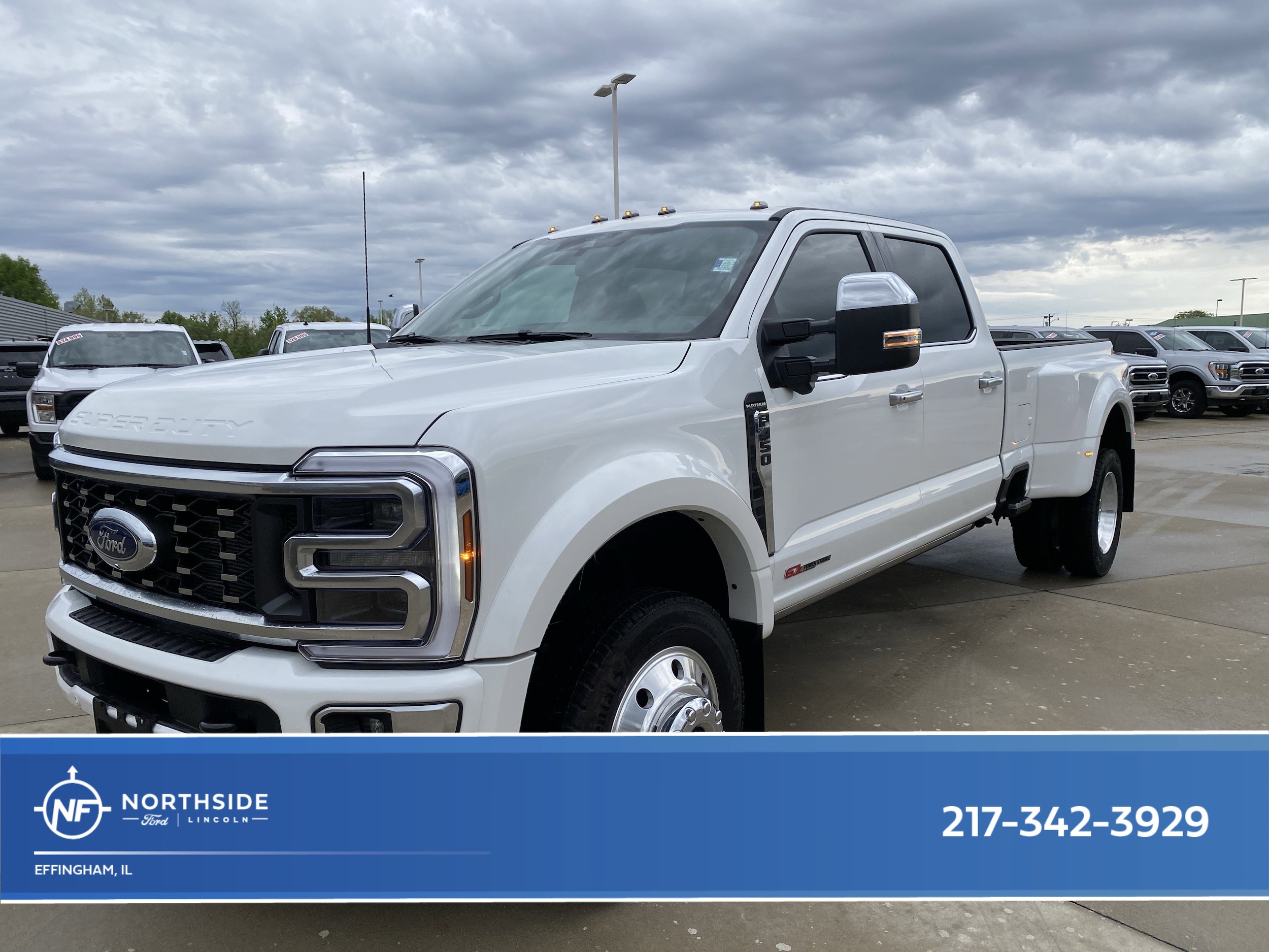2026 Ford F-450 Platinum 4x4 Crew Cab 8' Box DRW's photo