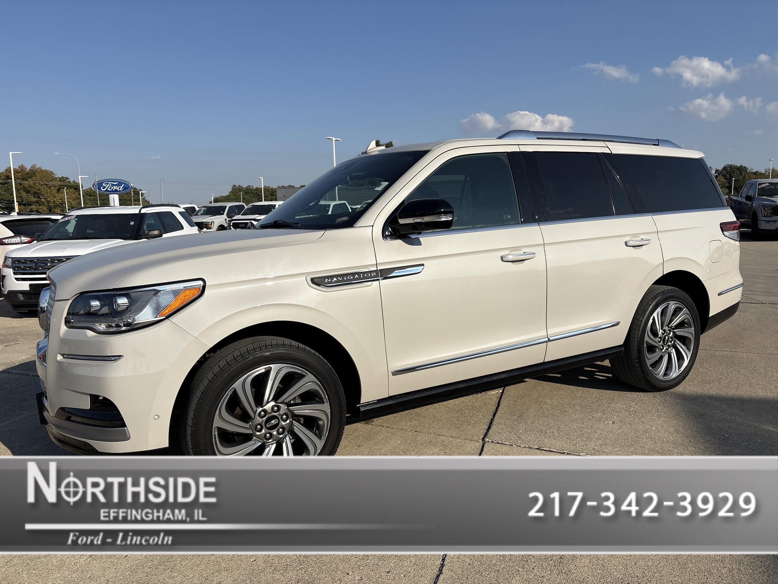 2023 Lincoln Navigator Reserve's photo