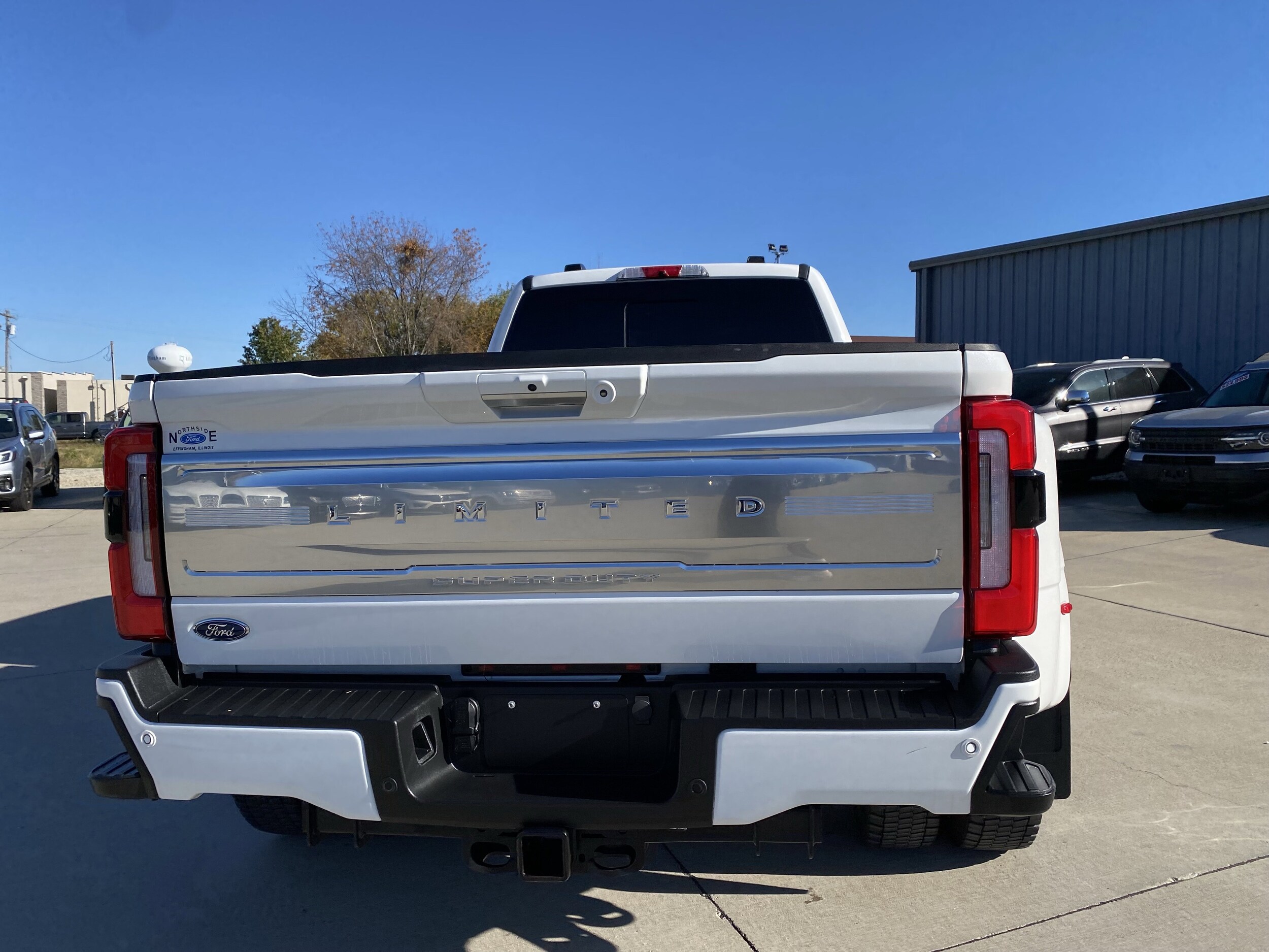 2024 Ford F-450 photo 3