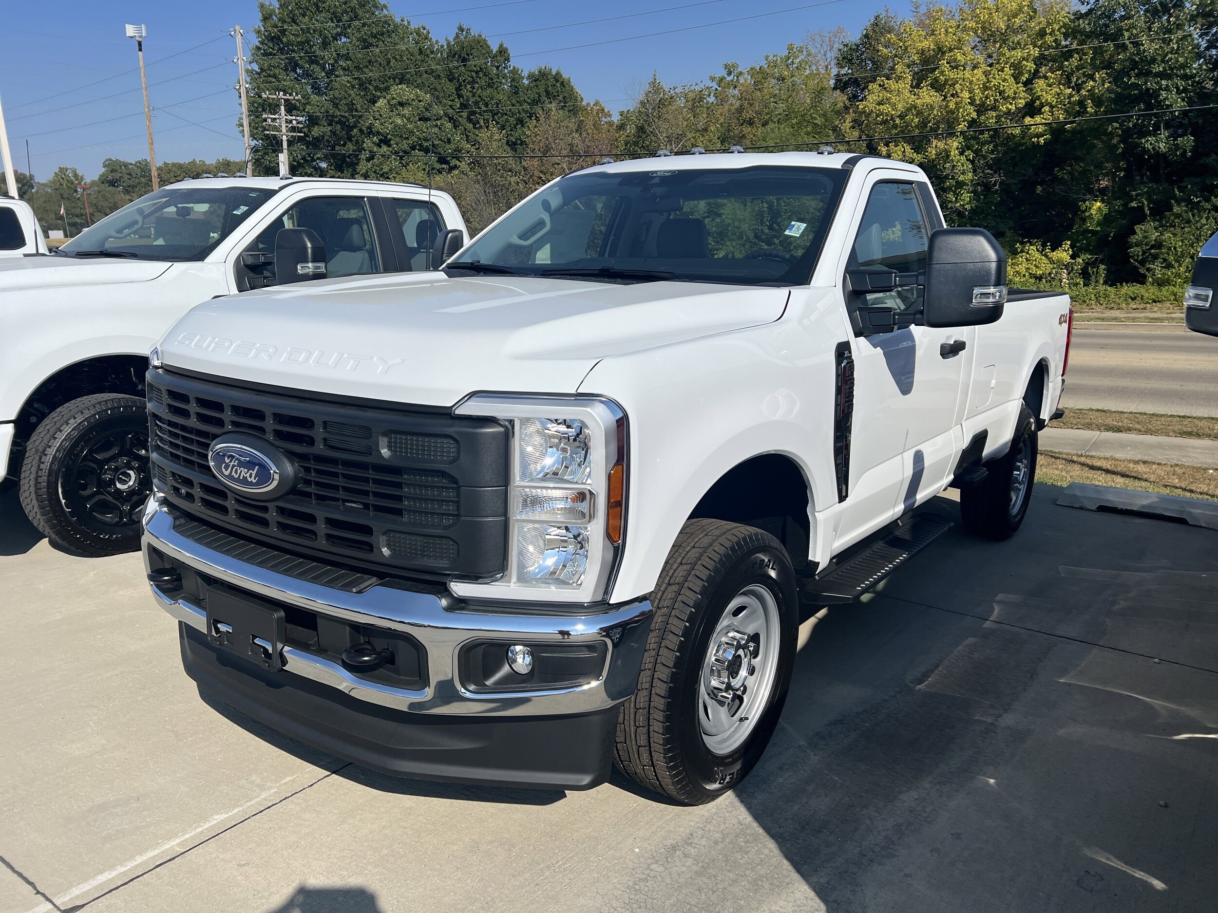 2026 Ford F-350 XL photo 3