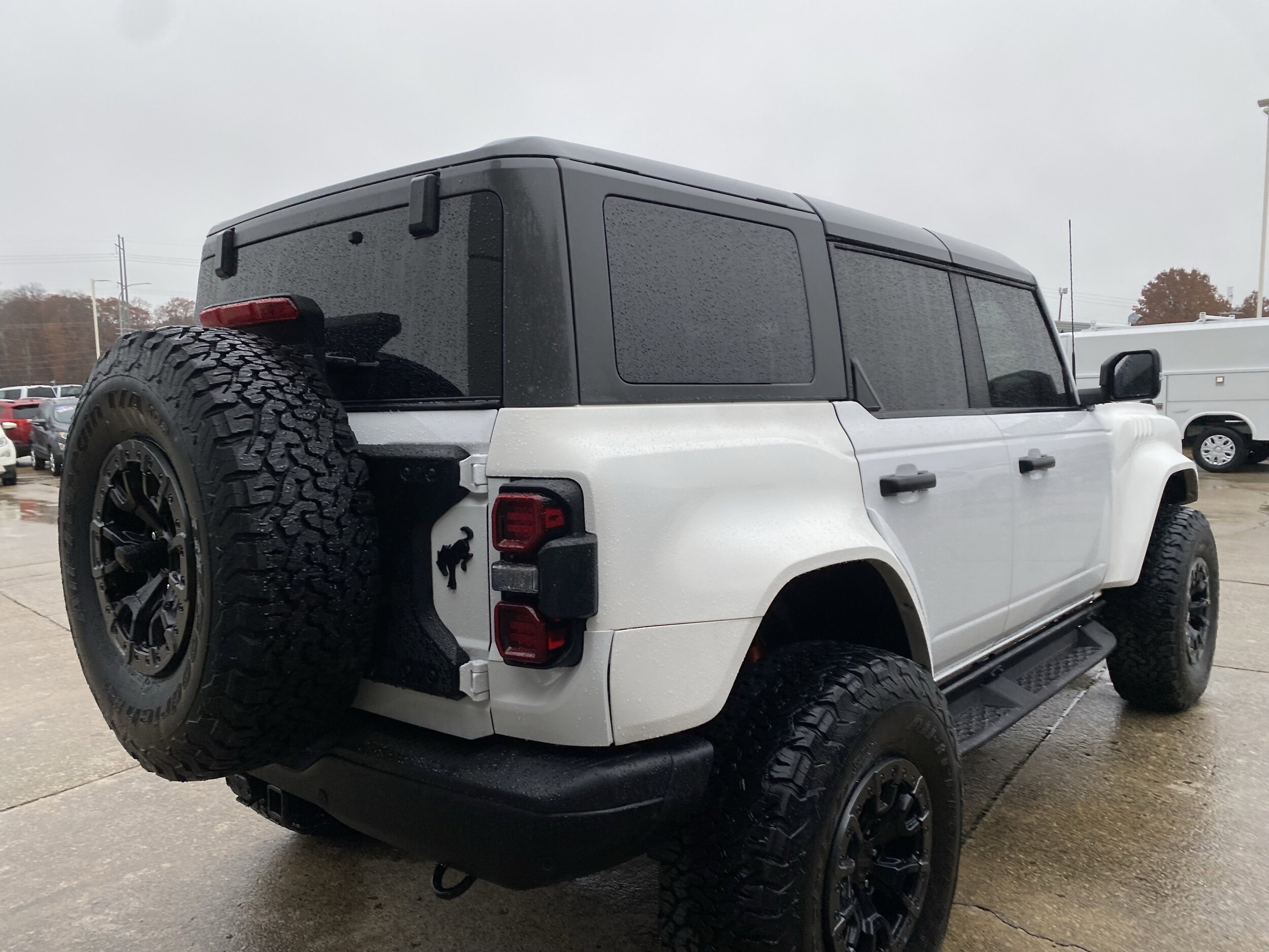 2023 Ford Bronco Raptor photo 3