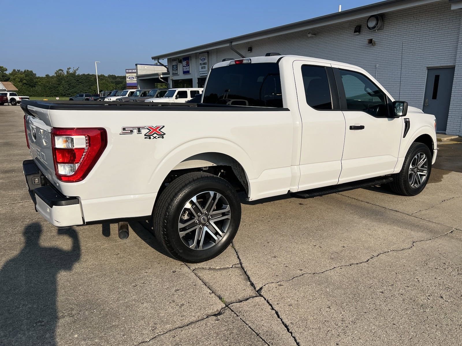 Used 2021 Ford F-150 XL with VIN 1FTEX1EP5MFB26449 for sale in Effingham, IL