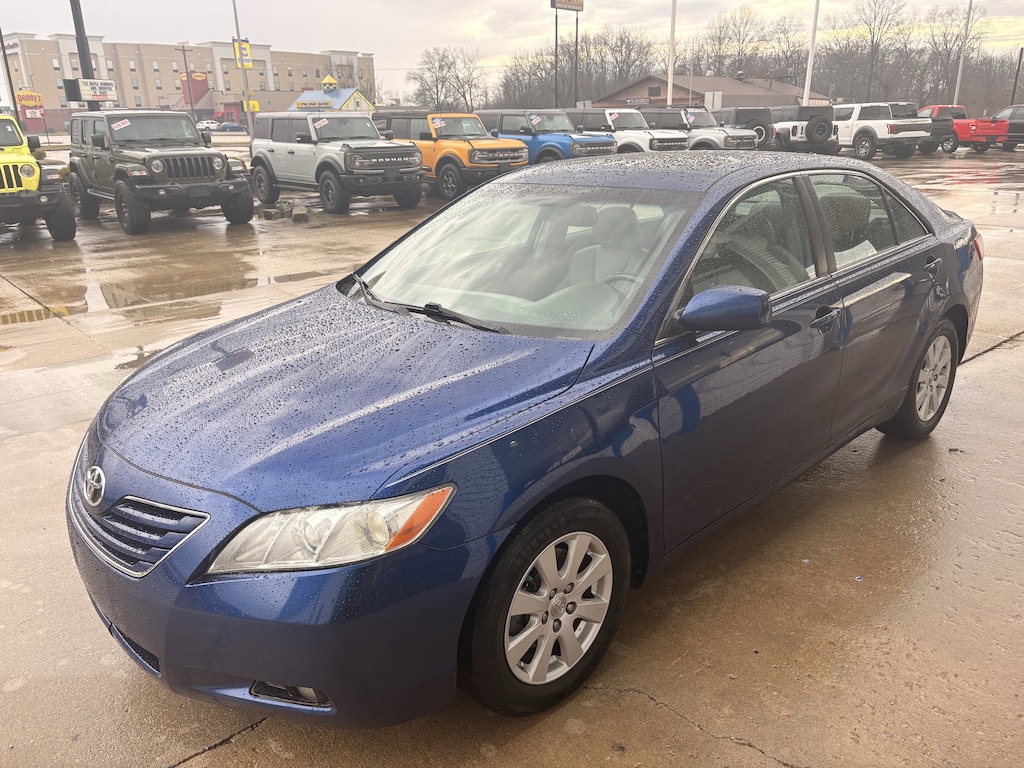 2009 Toyota Camry XLE photo 3