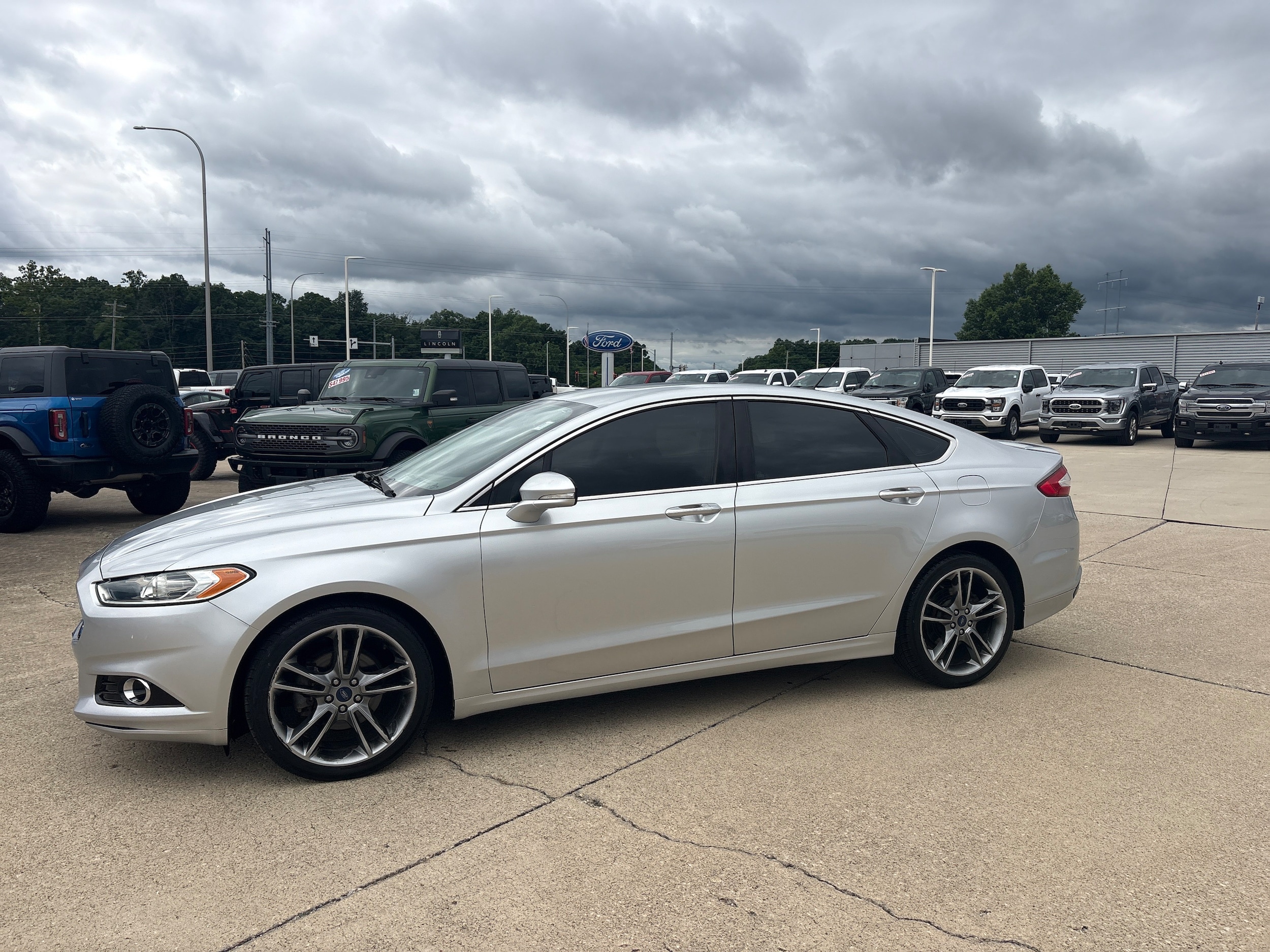 Used 2015 Ford Fusion Titanium with VIN 3FA6P0K94FR192359 for sale in Effingham, IL