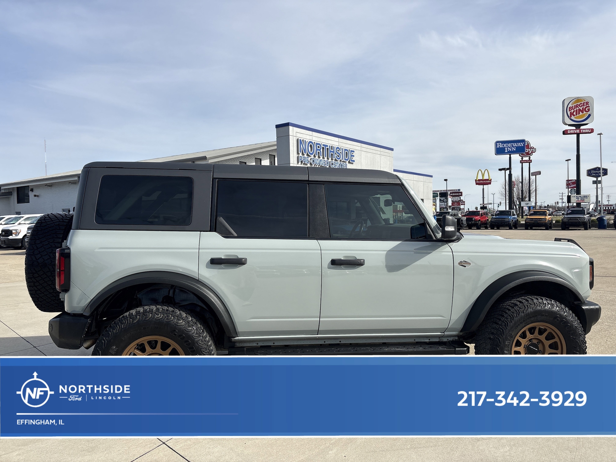2022 Ford Bronco Wildtrak 4x4's photo