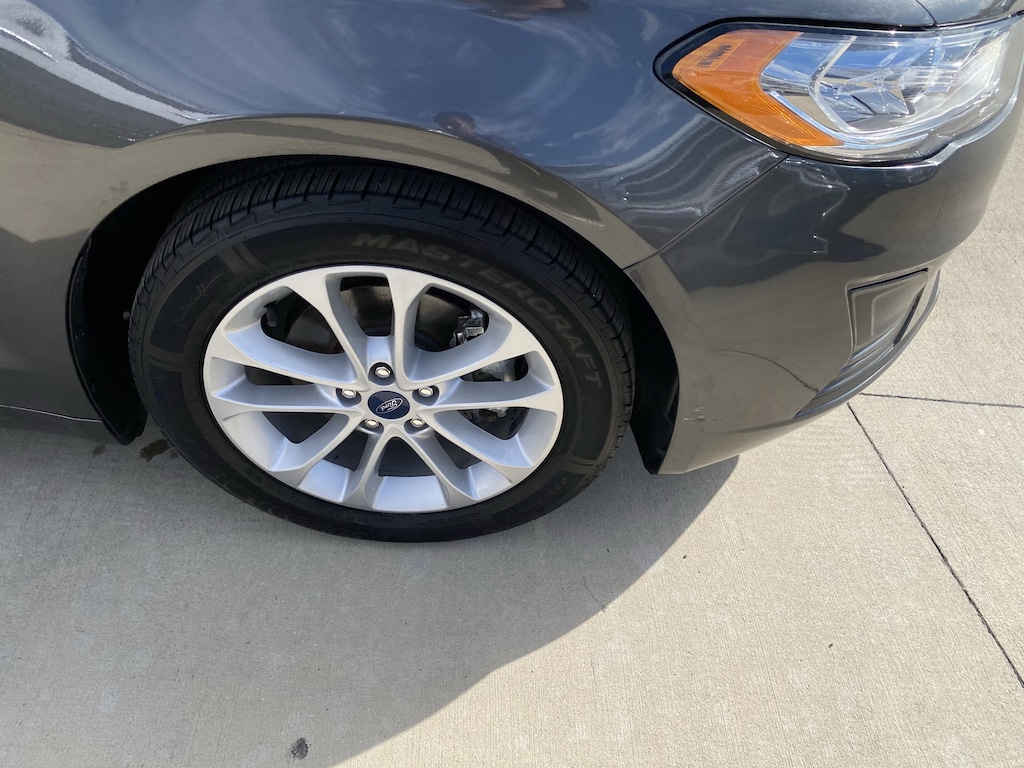 Used 2020 Ford Fusion SE Sedan