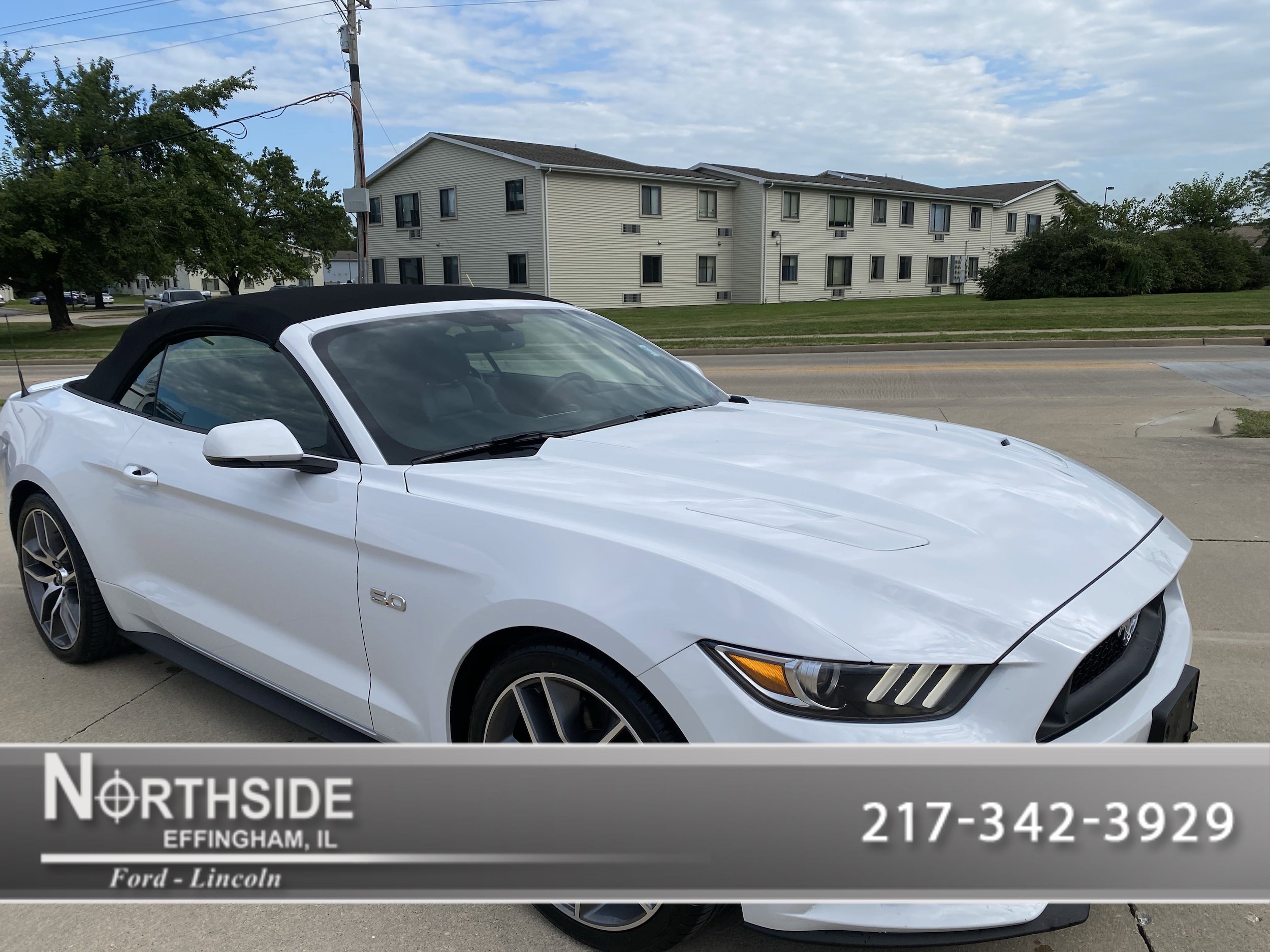 2016 Ford Mustang Convertible 