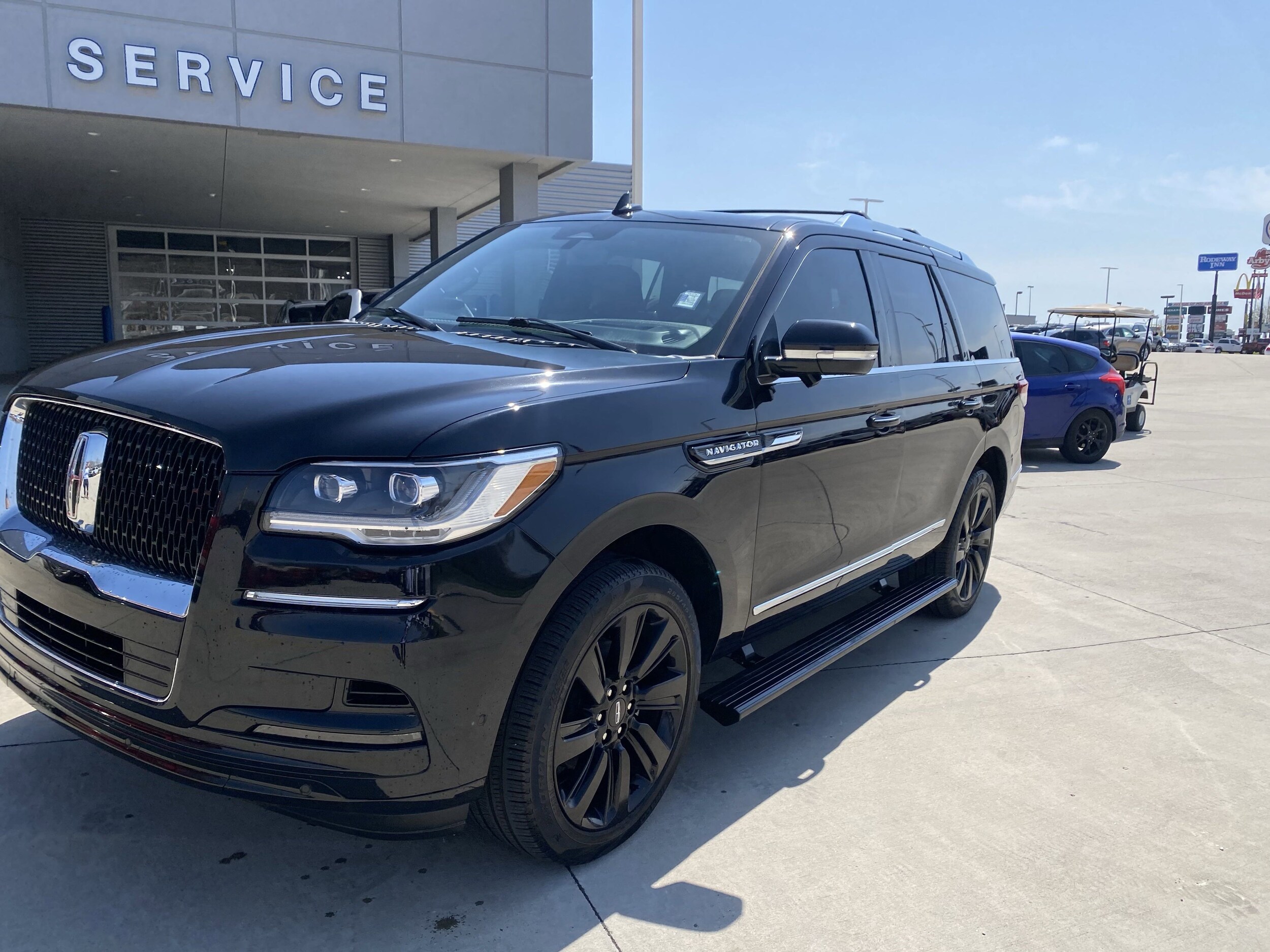 2023 Lincoln Navigator Reserve photo 3