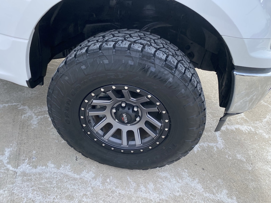 2019 Ford F-150 photo 2