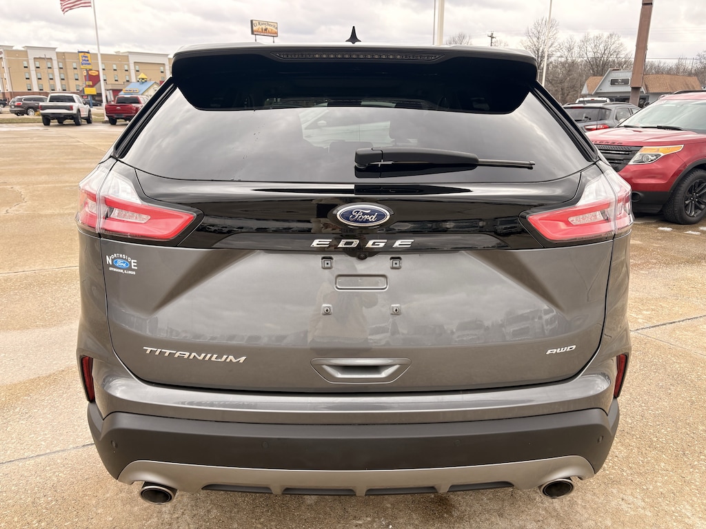 2024 Ford Edge Titanium photo 3