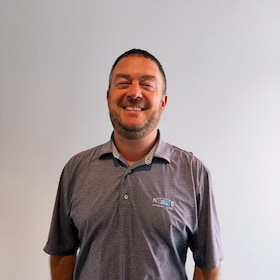 Staff member Robert Tuman from ID_0901fb