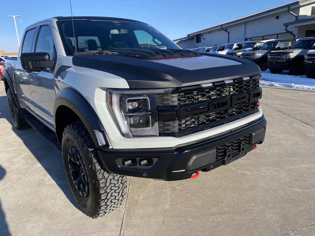 2023 Ford F-150 Raptor photo 3